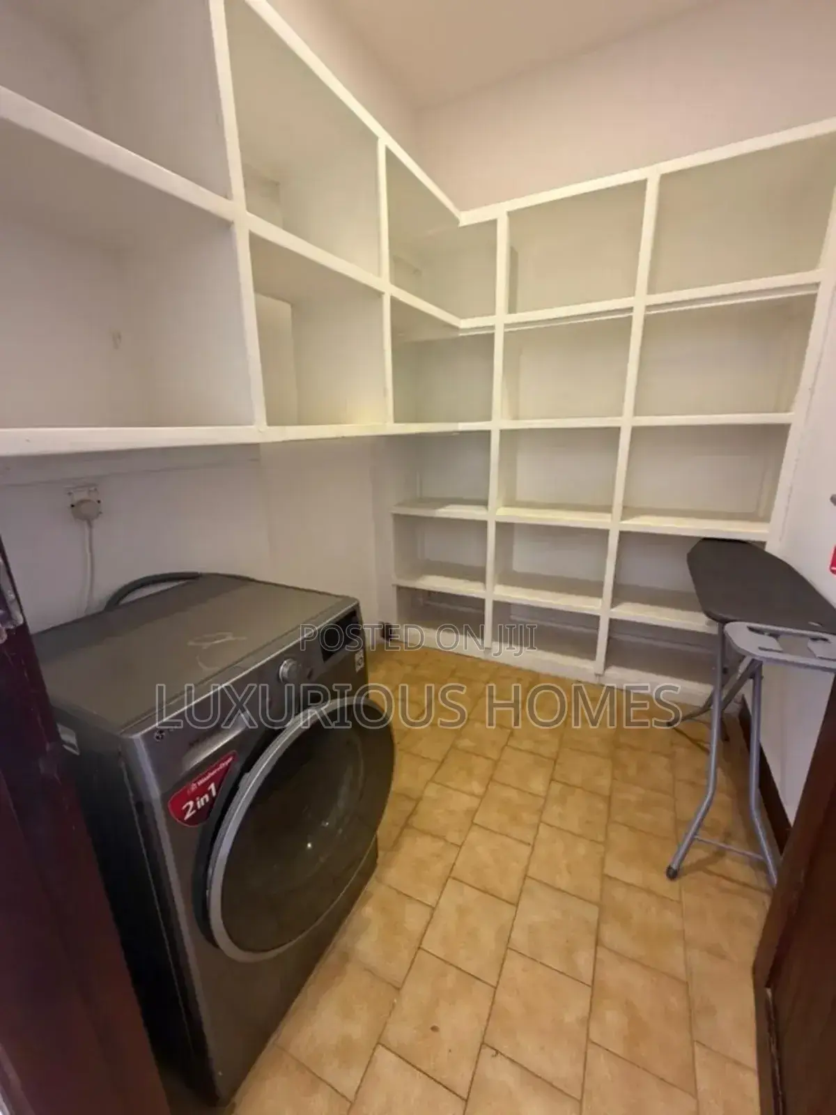 Furnished 4bdrm Villa in Oyster Bay for rent