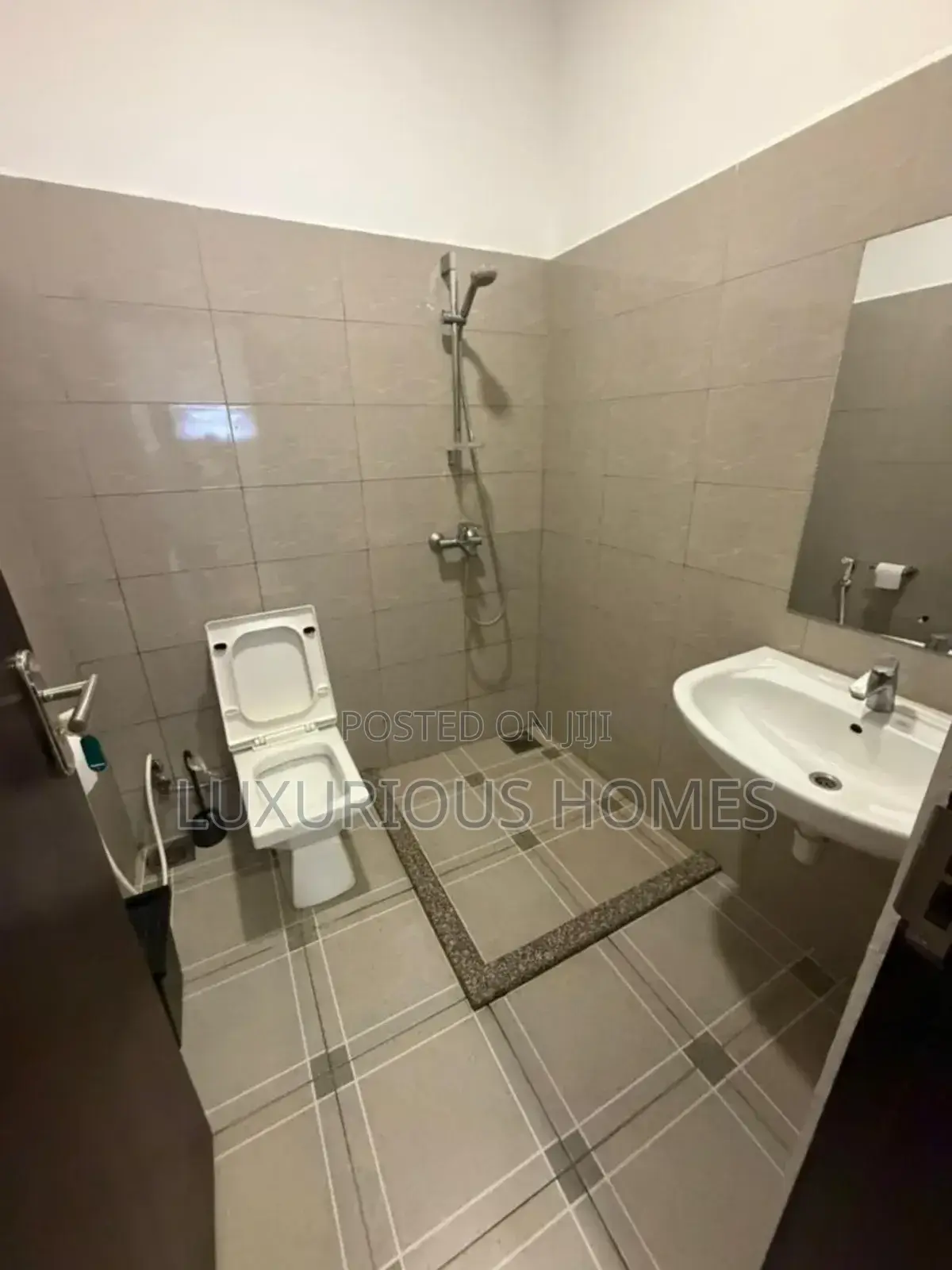 Furnished 4bdrm Villa in Oyster Bay for rent