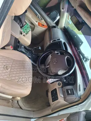 Toyota Land Cruiser Prado 2019 Pearl