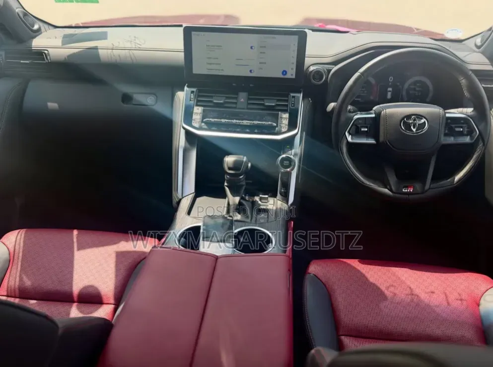 New Toyota Land Cruiser 2025 Red