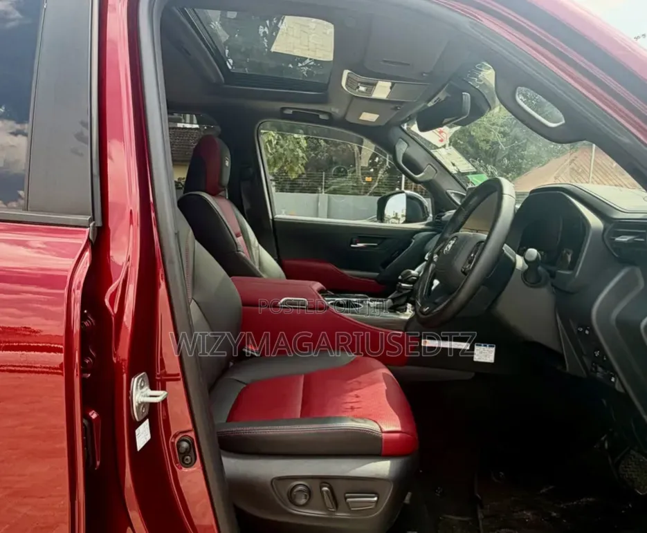 New Toyota Land Cruiser 2025 Red