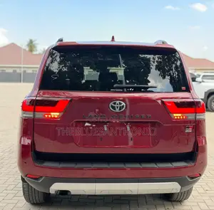 New Toyota Land Cruiser 2025 Red