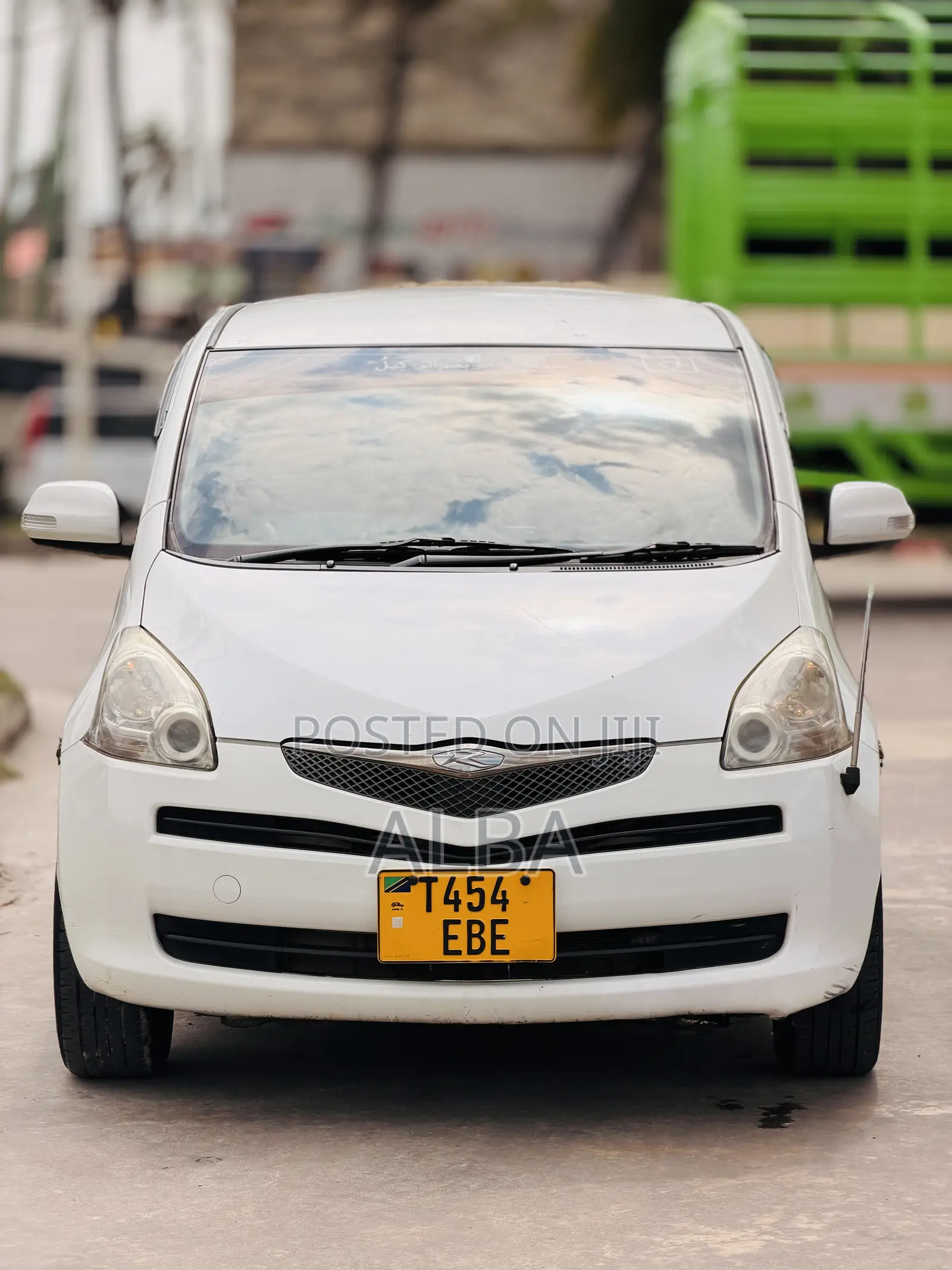Toyota Ractis 2008 White