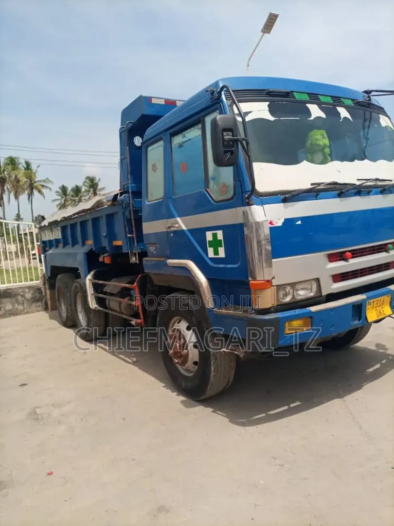 Mitsubish Fuso Tipper Mbawa (Dke)