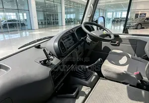 Toyota Coaster 2005