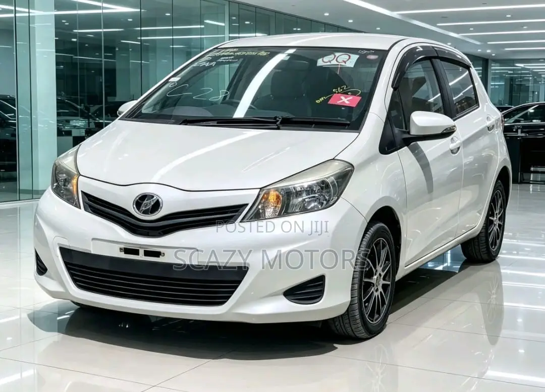 Toyota Vitz 2012 White