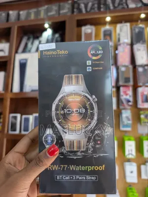 RW-77 Smartwatch