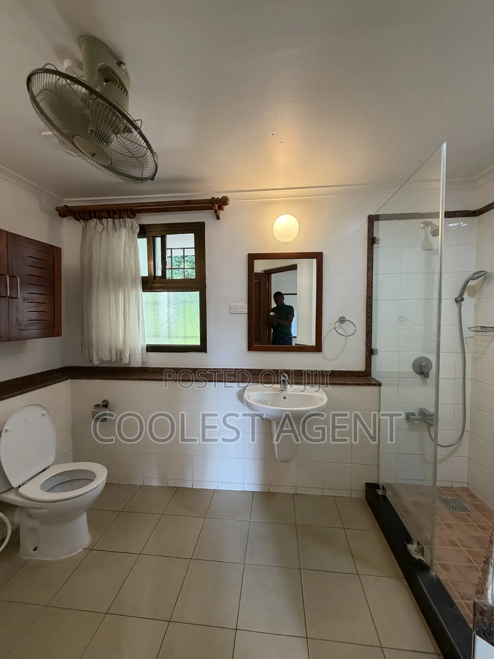 4bdrm Villa in Coolest Estate, Oyster Bay for rent