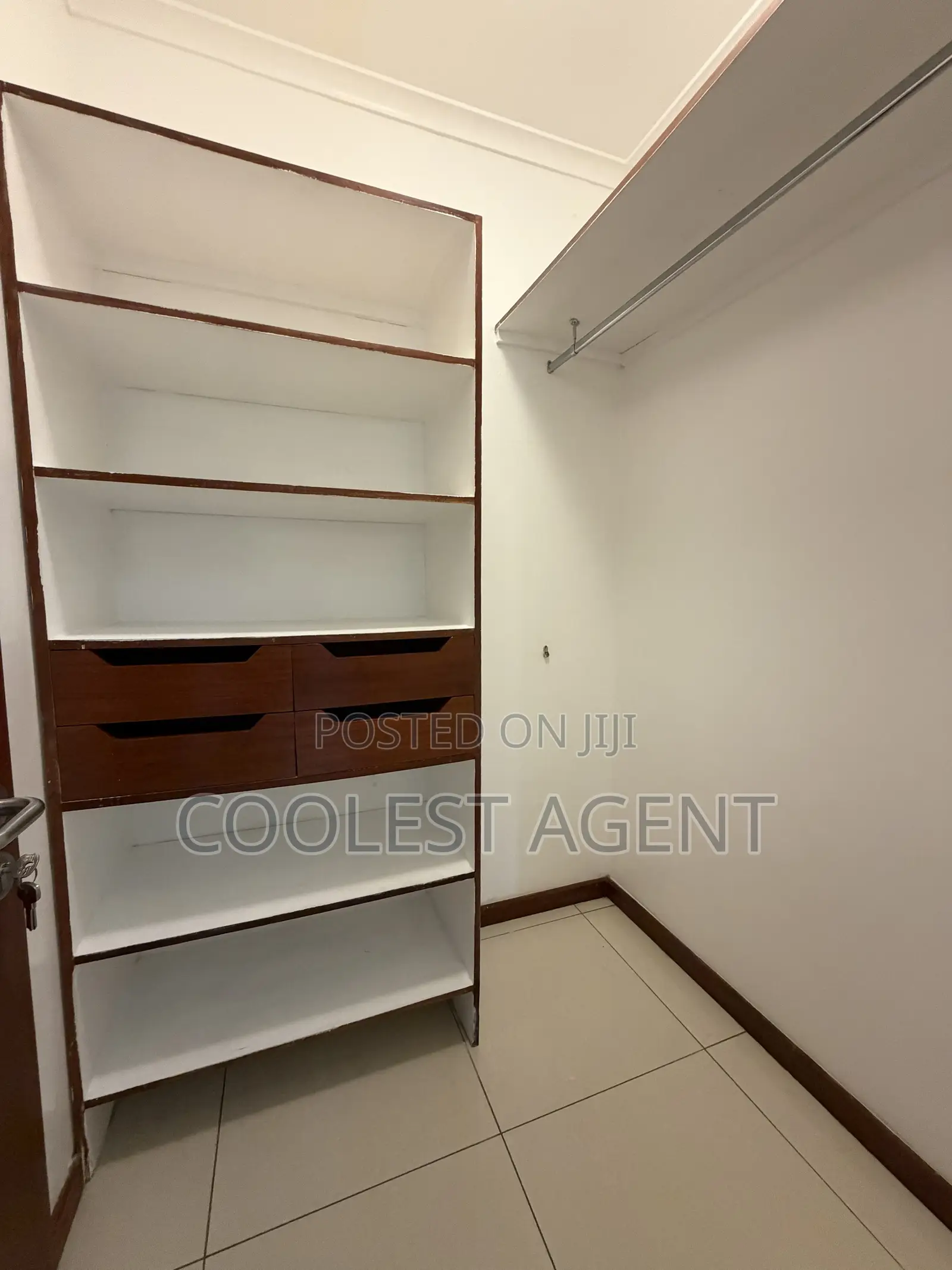 4bdrm Villa in Coolest Estate, Oyster Bay for rent