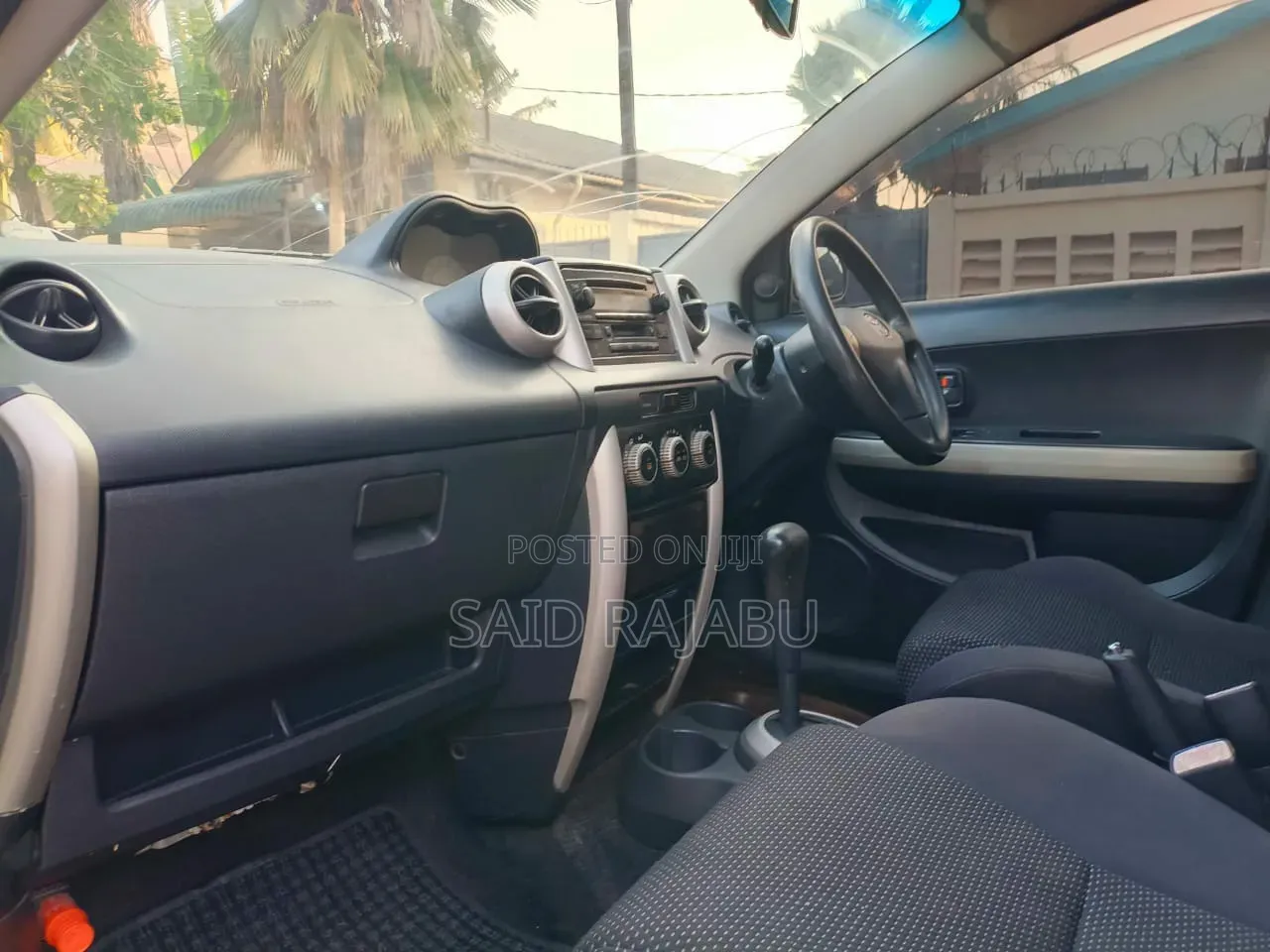 Toyota IST 2005 Green