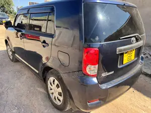 Toyota Rumion 2023 Blue