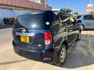Toyota Rumion 2023 Blue