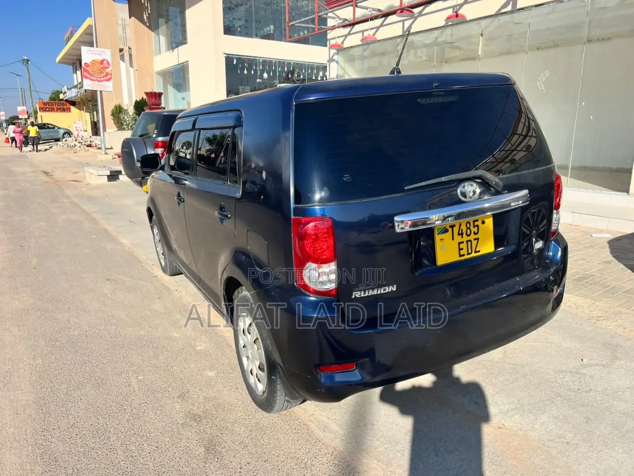 Toyota Rumion 2023 Blue