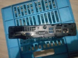 Desktop Computer HP EliteDesk 705 G3 4GB Intel Core i3 HDD 256GB