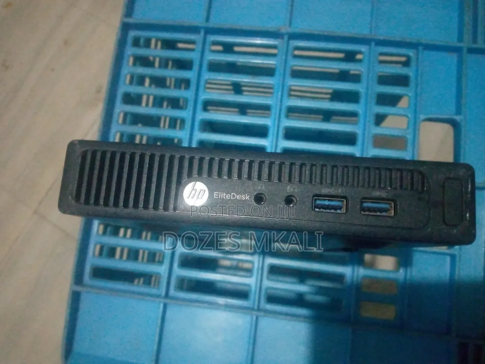 Desktop Computer HP EliteDesk 705 G3 4GB Intel Core i3 HDD 256GB