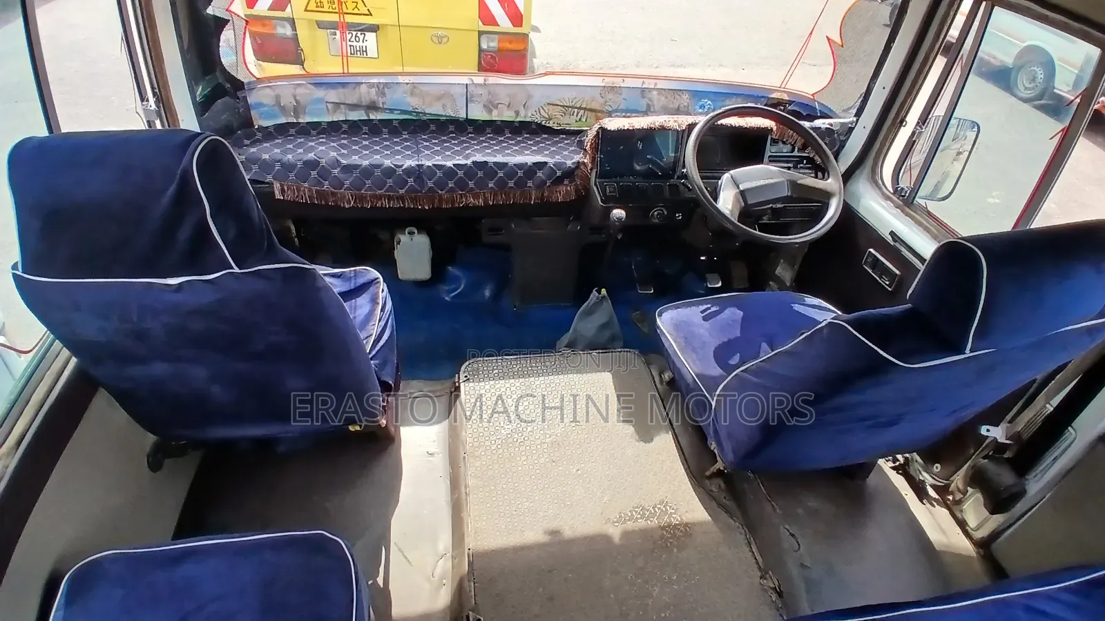 Toyota Coaster 1999