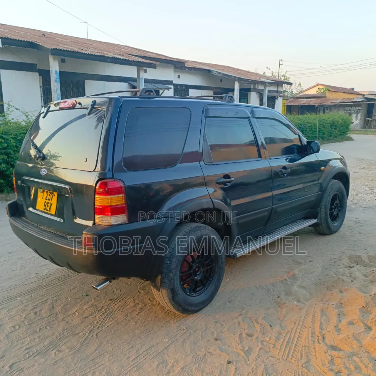 Ford Escape 2003 Black