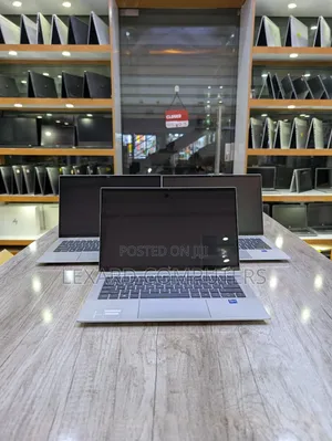 Laptop HP EliteBook 1040 G8 16GB Intel Core i7 SSD 512GB