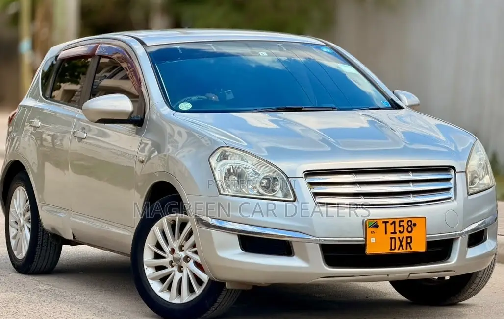 Nissan Dualis 2011 Silver