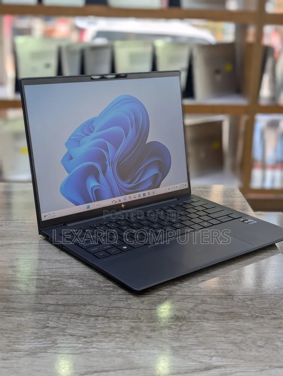 Laptop HP Dragonfly G4 16GB Intel Core i7 SSD 256GB