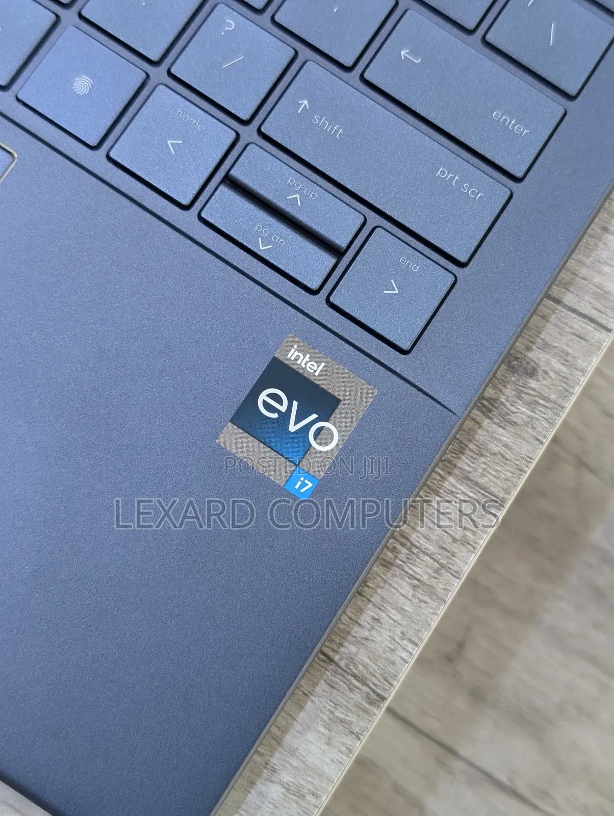 Laptop HP Dragonfly G4 16GB Intel Core i7 SSD 256GB