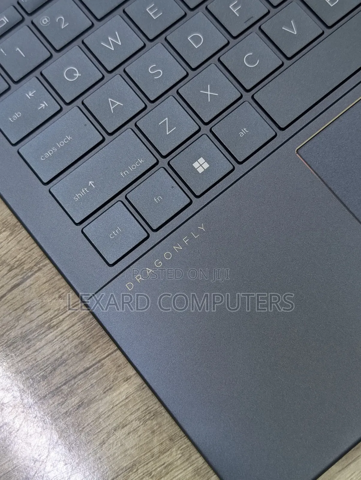 Laptop HP Dragonfly G4 16GB Intel Core i7 SSD 256GB