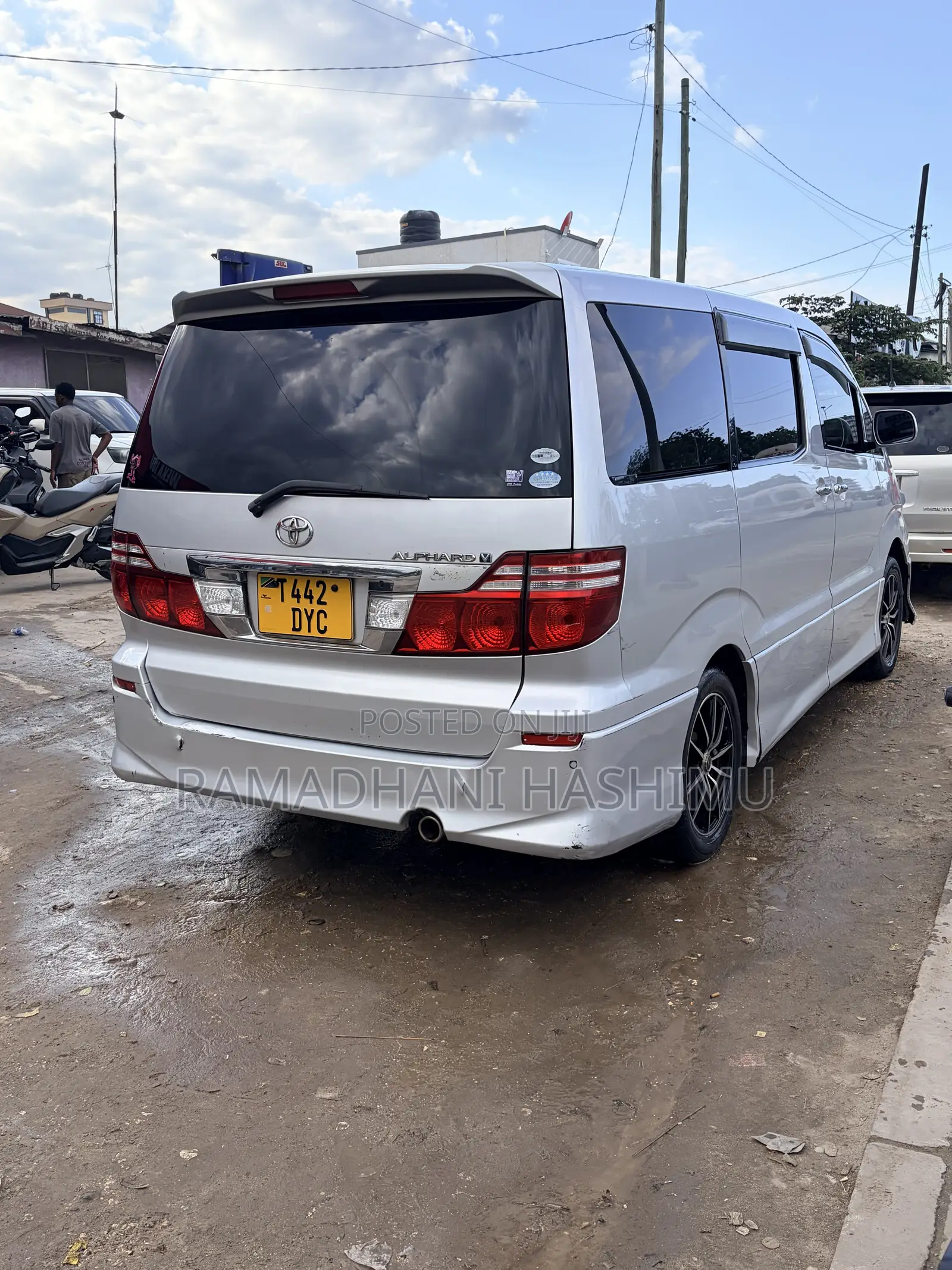 Toyota Alphard 2005 Silver