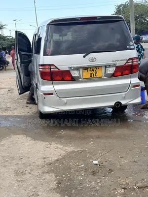 Toyota Alphard 2005 Silver