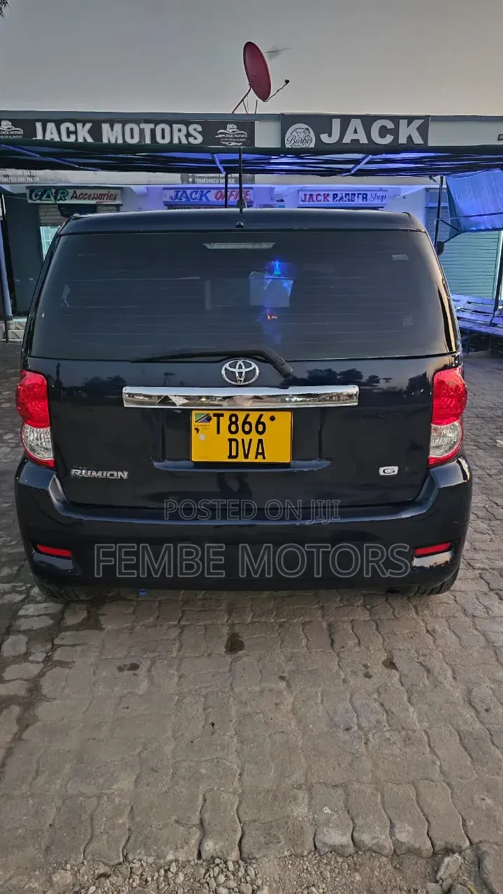 Toyota Corolla Rumion 2007 Blue