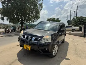 Nissan X-Trail 2012 Black