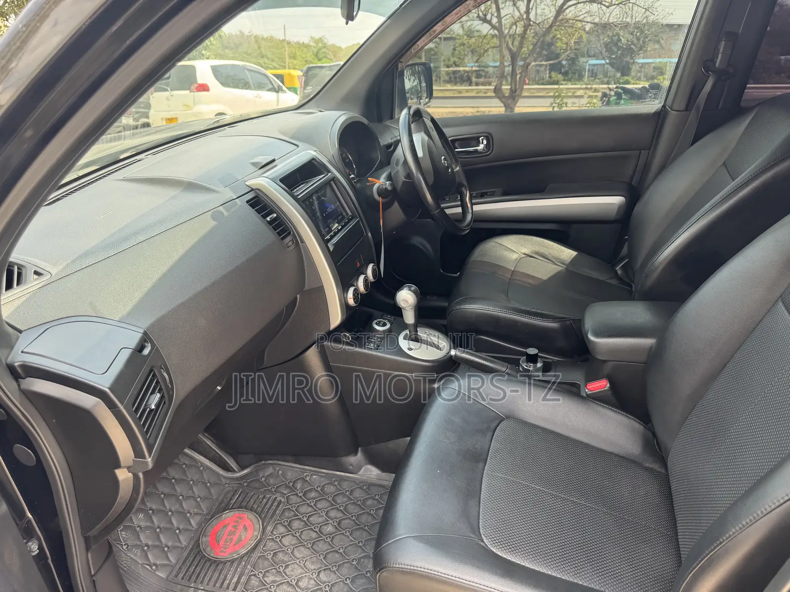 Nissan X-Trail 2012 Black