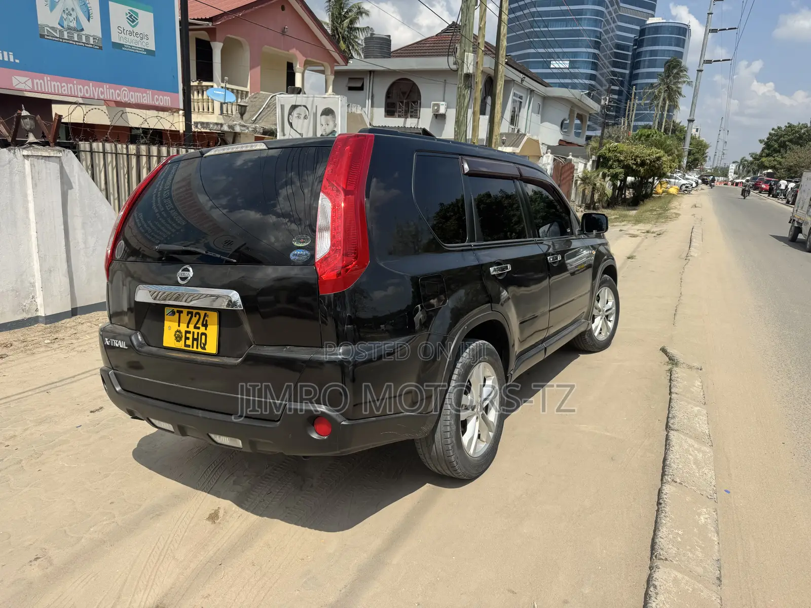 Nissan X-Trail 2012 Black