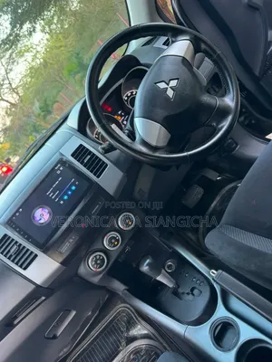 Mitsubishi Outlander 2010