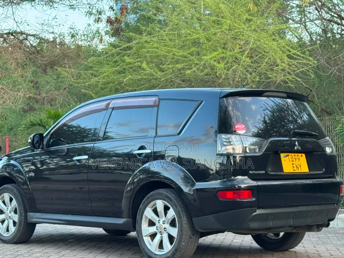 Mitsubishi Outlander 2010