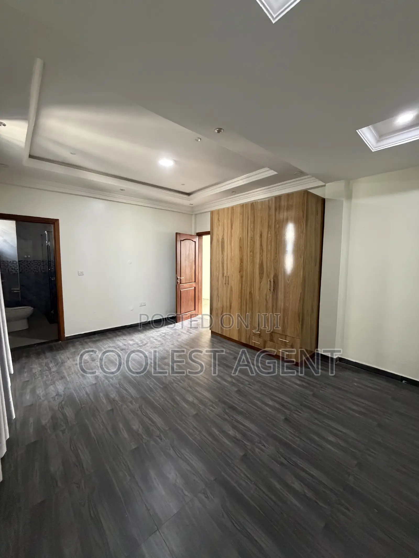 5bdrm Villa in Coolest Estate, Oyster Bay for rent
