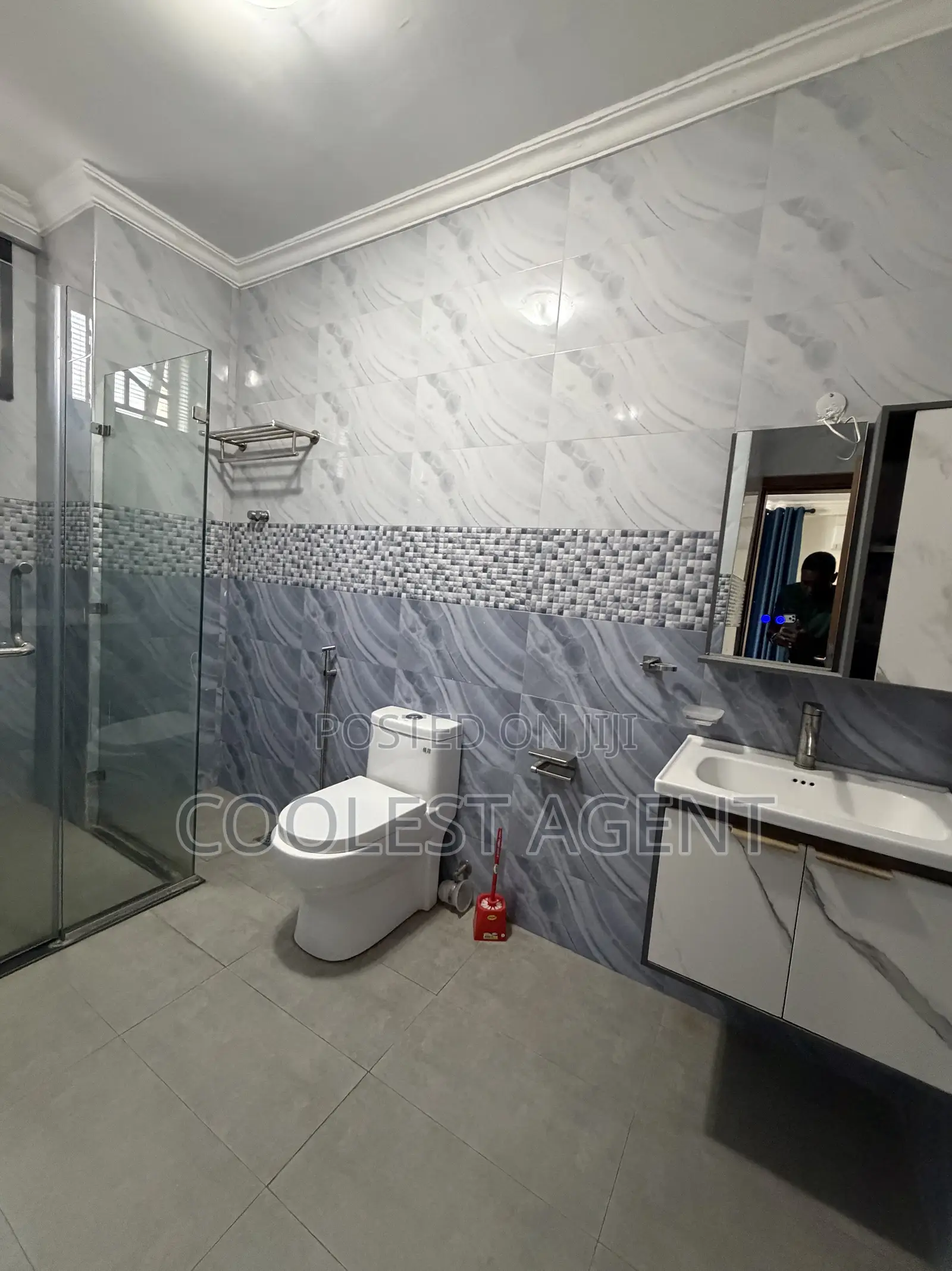 5bdrm Villa in Coolest Estate, Oyster Bay for rent