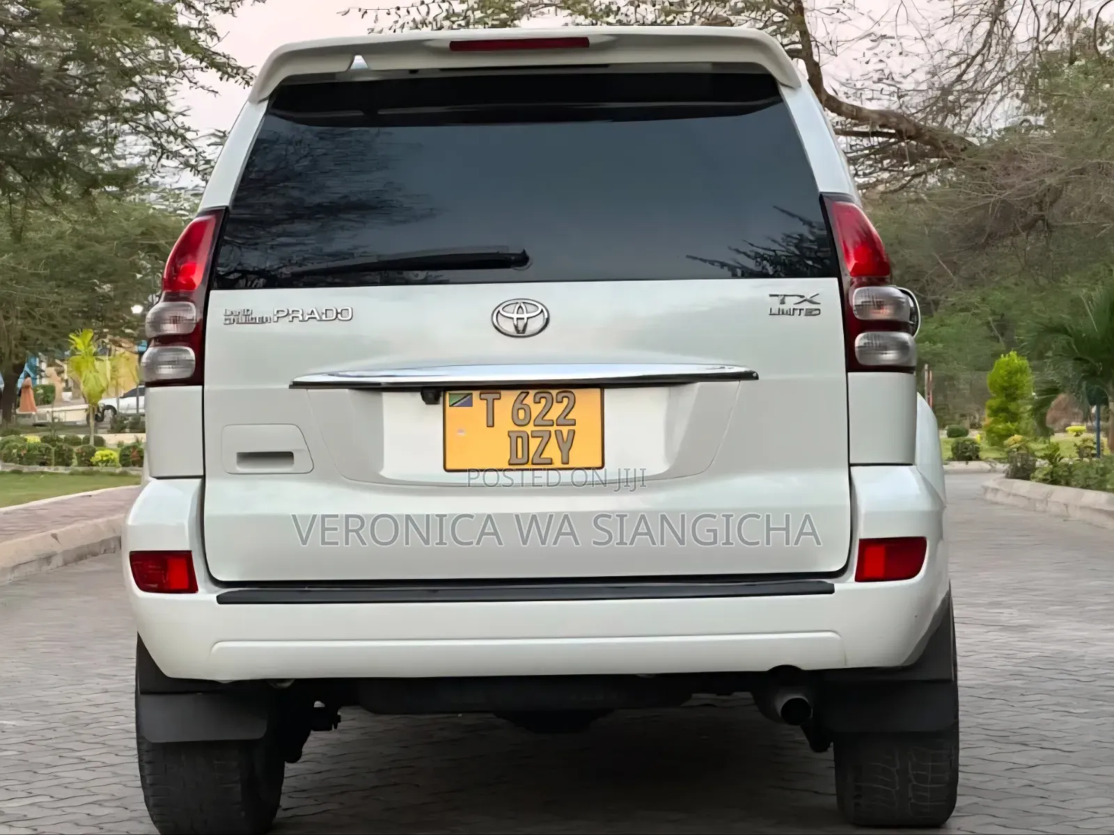 Toyota Land Cruiser Prado 2006 White