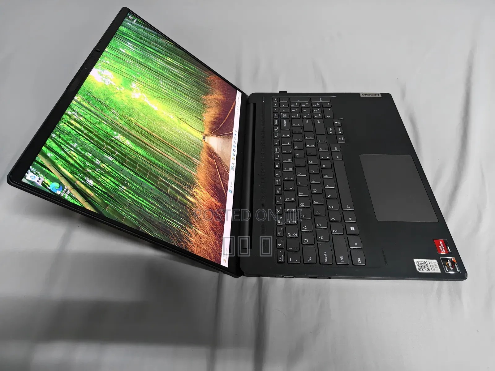 Laptop Lenovo 16GB AMD Ryzen 7 SSD 512GB
