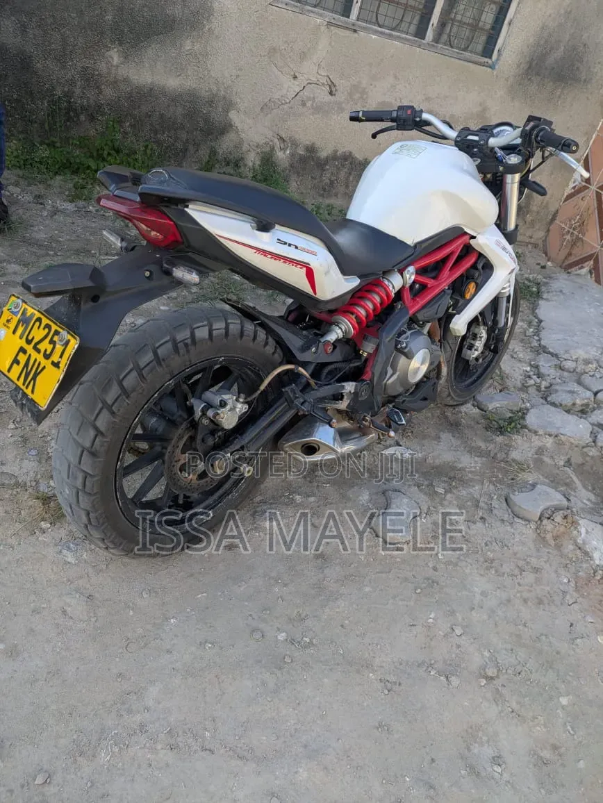 Benelli BN 125 2024 White