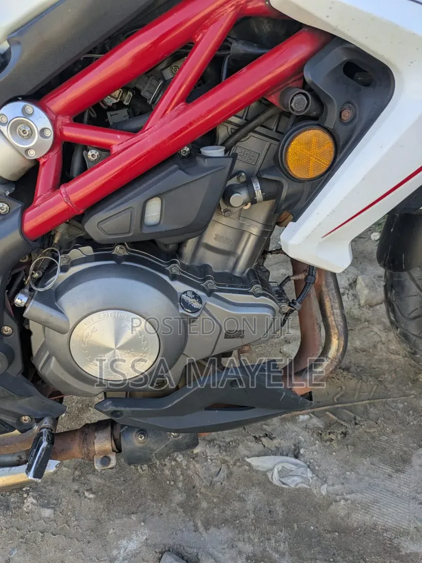 Benelli BN 125 2024 White