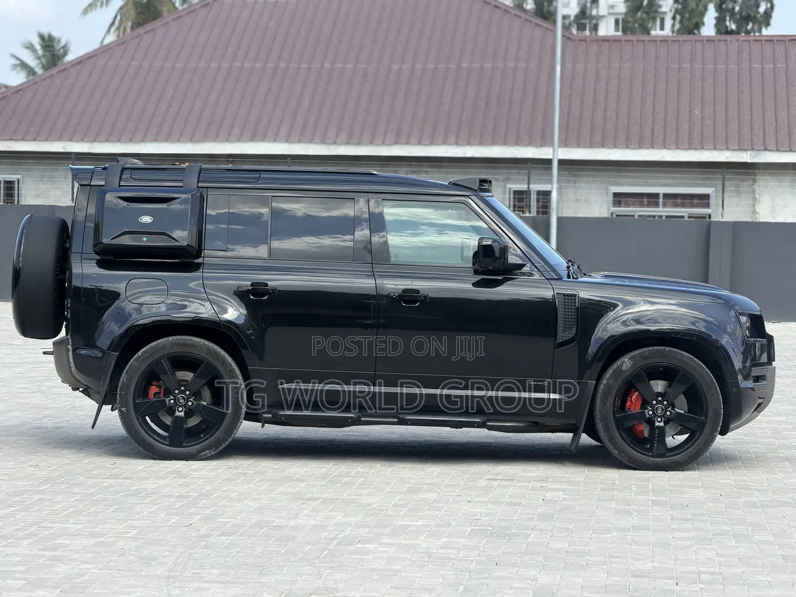 Land Rover Defender X-Dynamic HSE 2021 Black