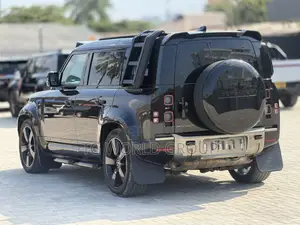 Land Rover Defender X-Dynamic HSE 2021 Black