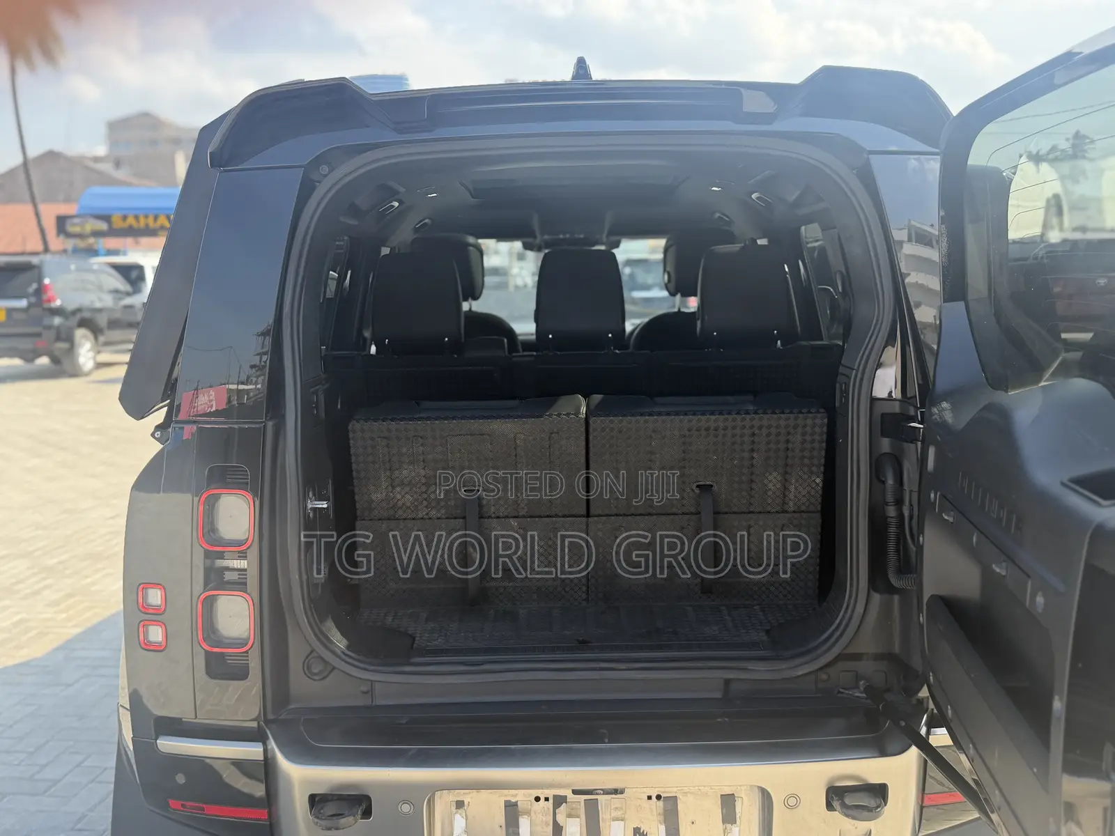 Land Rover Defender X-Dynamic HSE 2021 Black