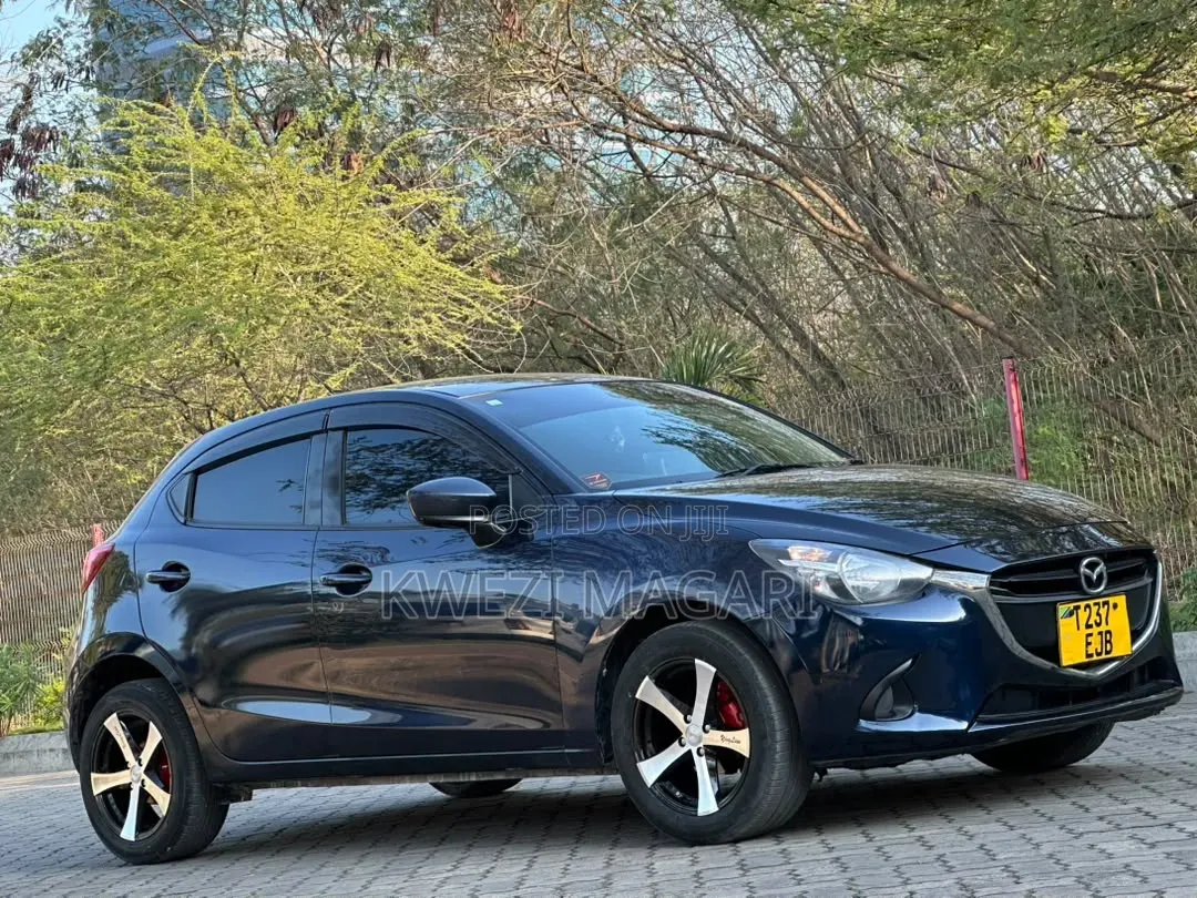 Mazda Demio 2015 Blue