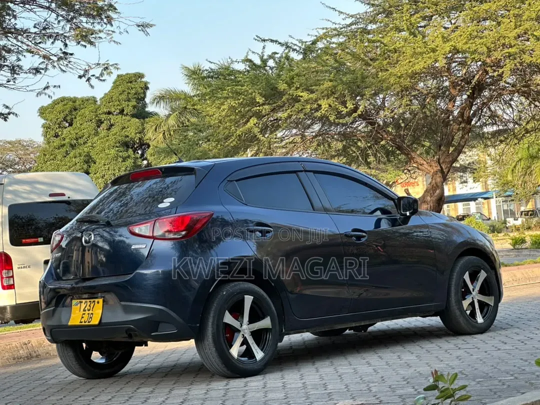 Mazda Demio 2015 Blue