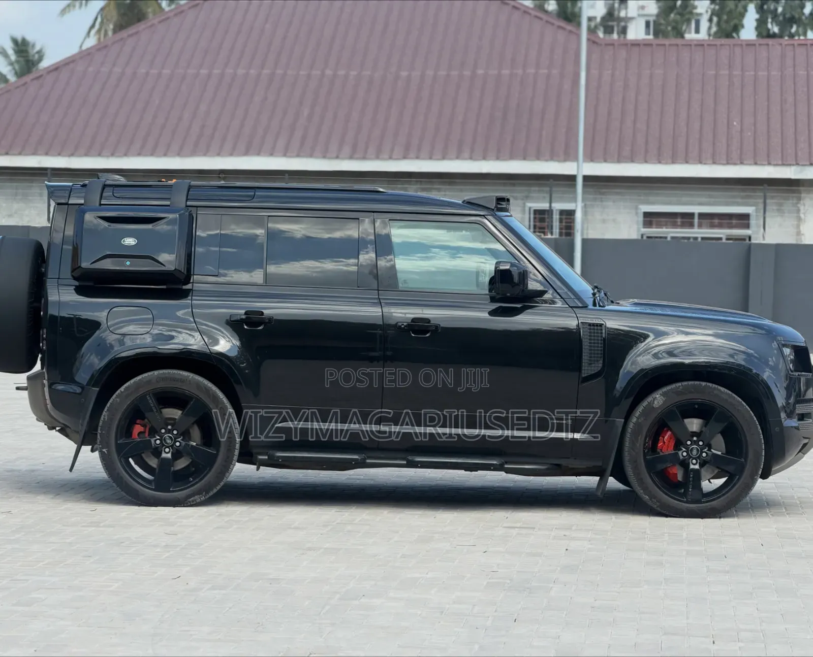 Land Rover Defender 2021 Matt Black