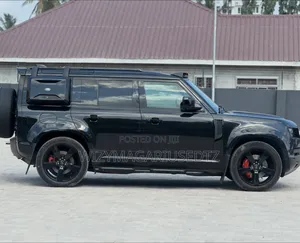 Land Rover Defender 2021 Matt Black