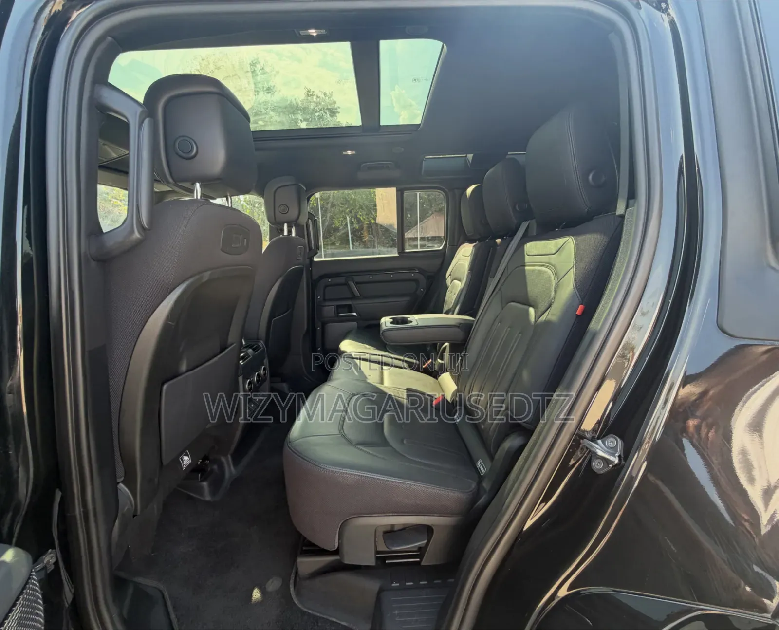 Land Rover Defender 2021 Matt Black