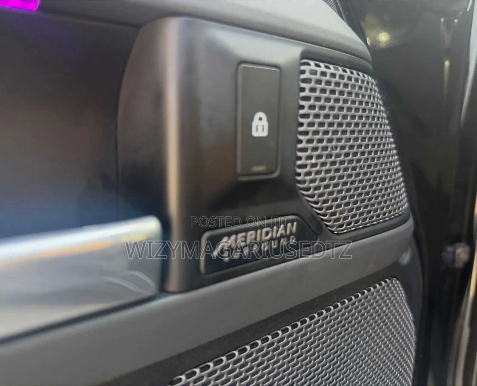 Land Rover Defender 2021 Matt Black