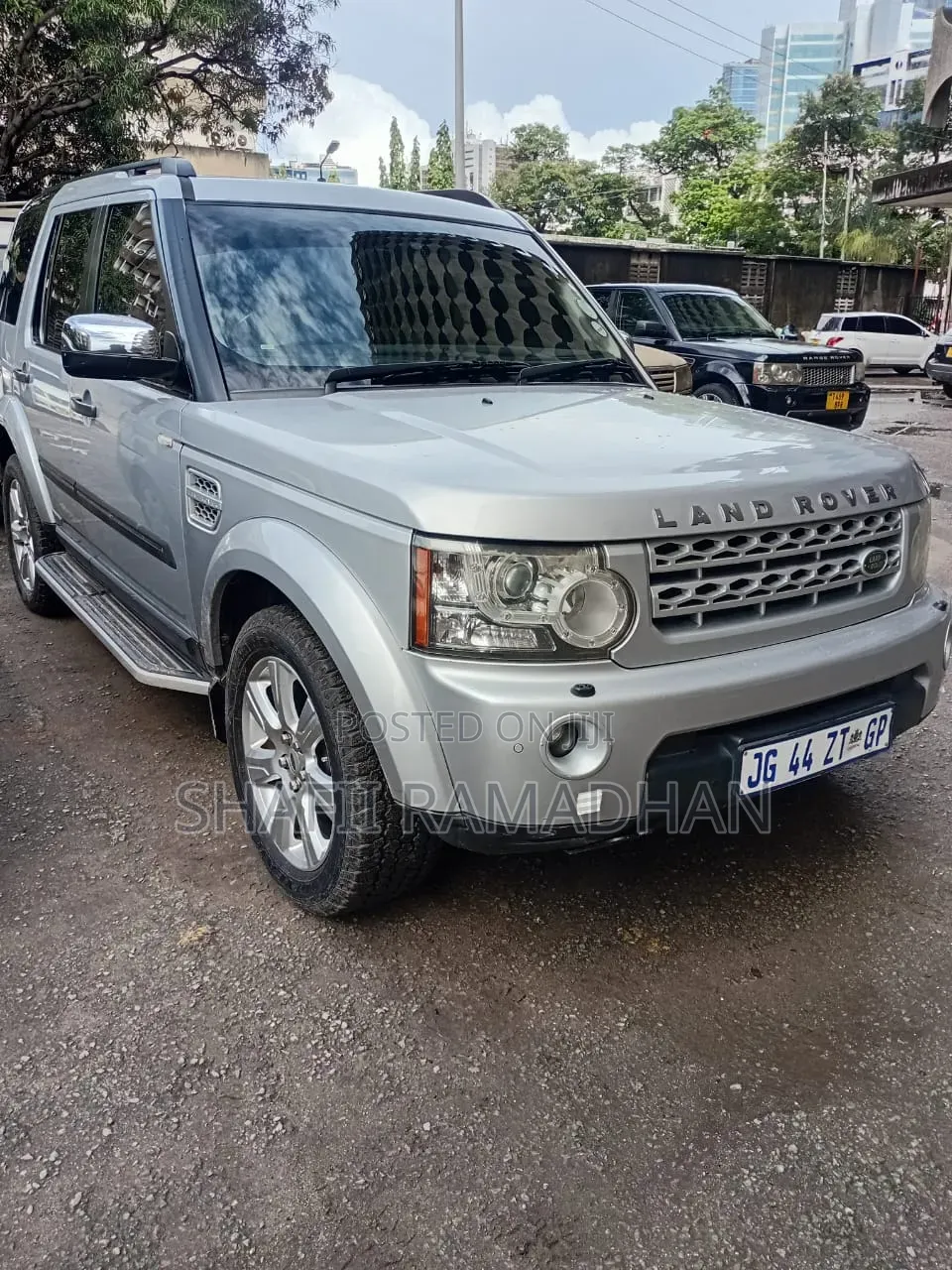 Land Rover Discovery 2019 Silver